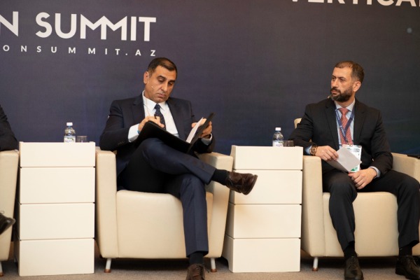 movlan-pasayev-illik-innovasiya-sammiti-2022-de-cixis-edib